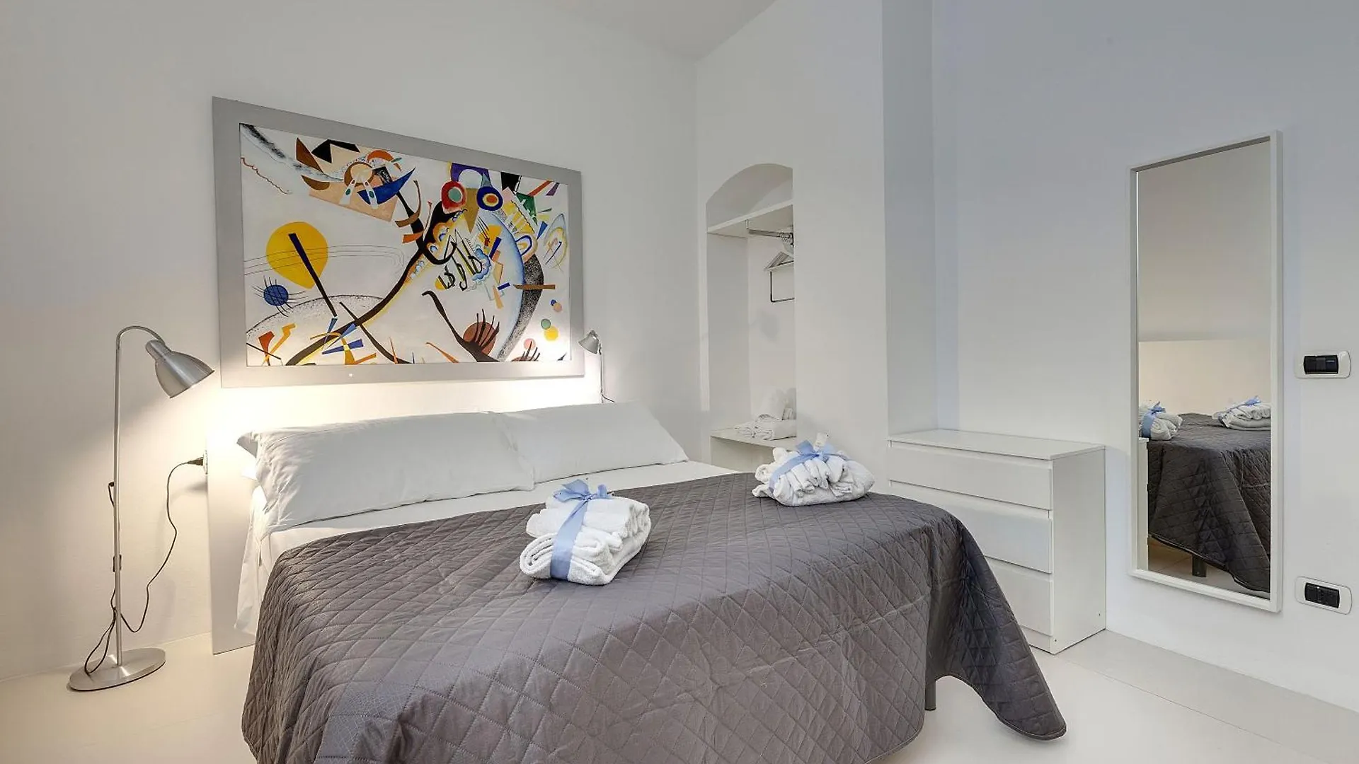 Ulisse & Penelope Apartments By Mamo Florencja